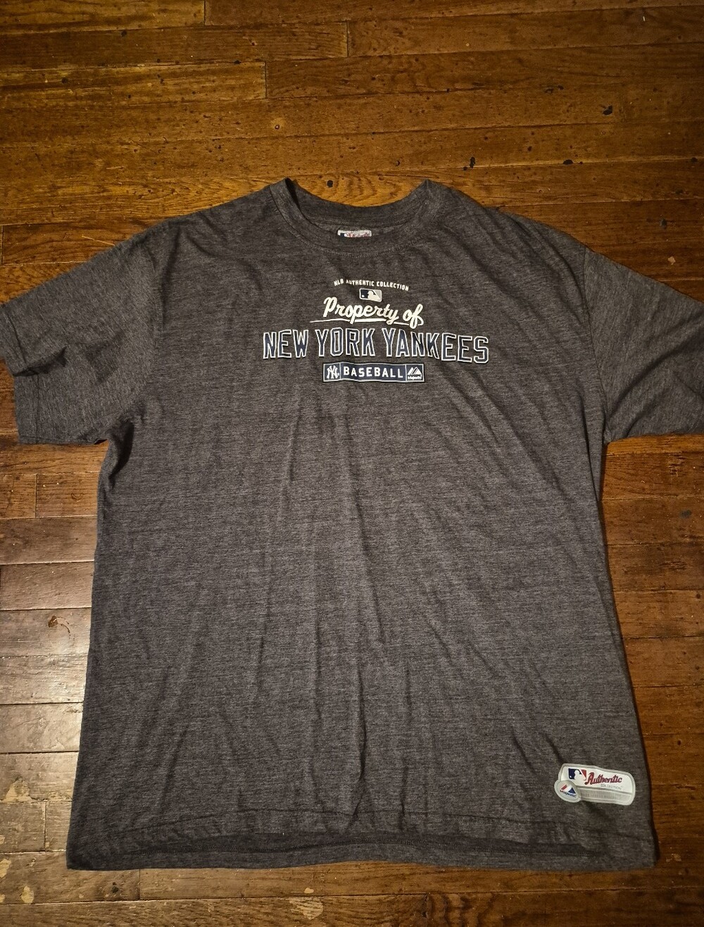Majestic New York Yankees Charcoal Gray Graphic Tee Mens Sz 4XL